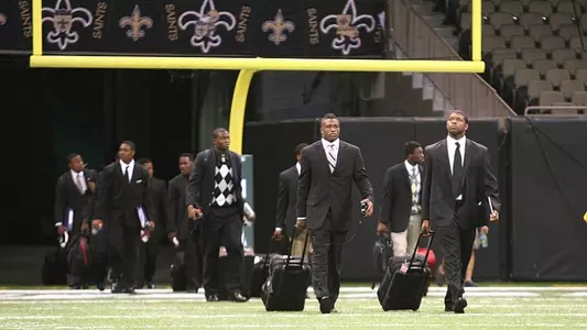SU enters the Superdome
