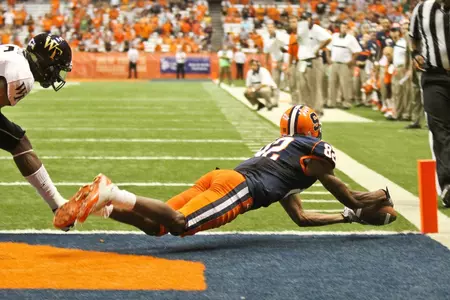 Van Chew makes the game-winning catch