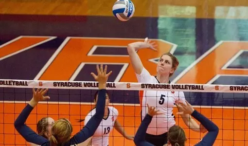 Samantha Hinz attacks.