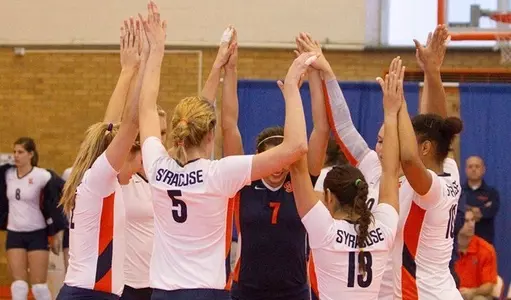 The Orange come together at the start.