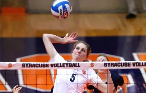 Samantha Hinz attacks.