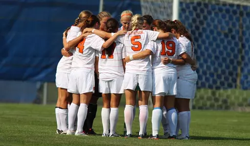 Orange prepares to take the field.
