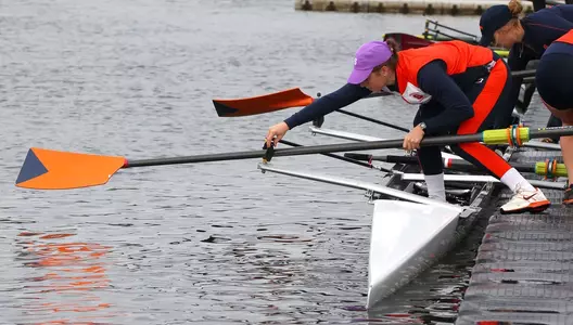 women's rowing