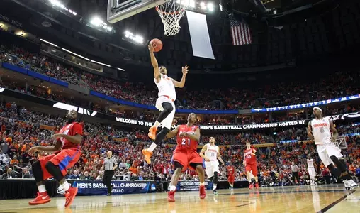 Michael Gbinije on this lay-in.