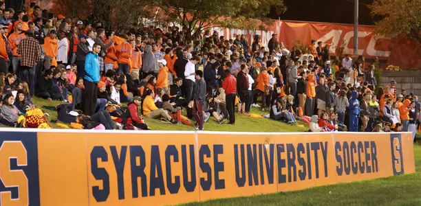 CrowdOnHill_NotreDame2014