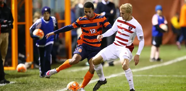 Noah Rhynhart battles for the ball against NC State.
