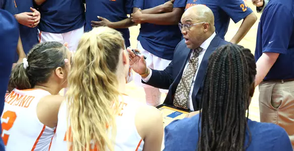 Quentin Hillsman huddle