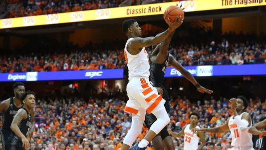 Frank Howard goes to the basket against Georgetown.