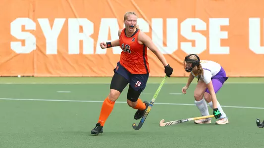 Roos Wees Celebrating