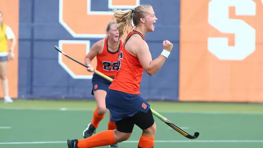 Roos Weers celebrates a goal