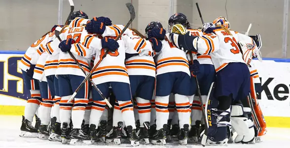 2018-19 ice hockey huddle