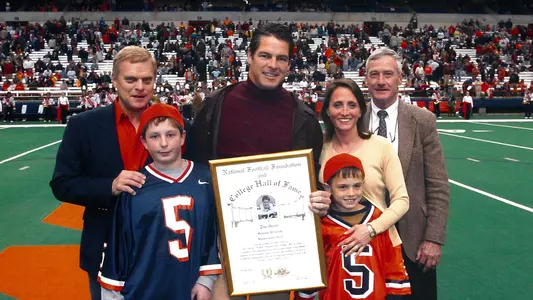 Green_TimFamilyCFBHOF