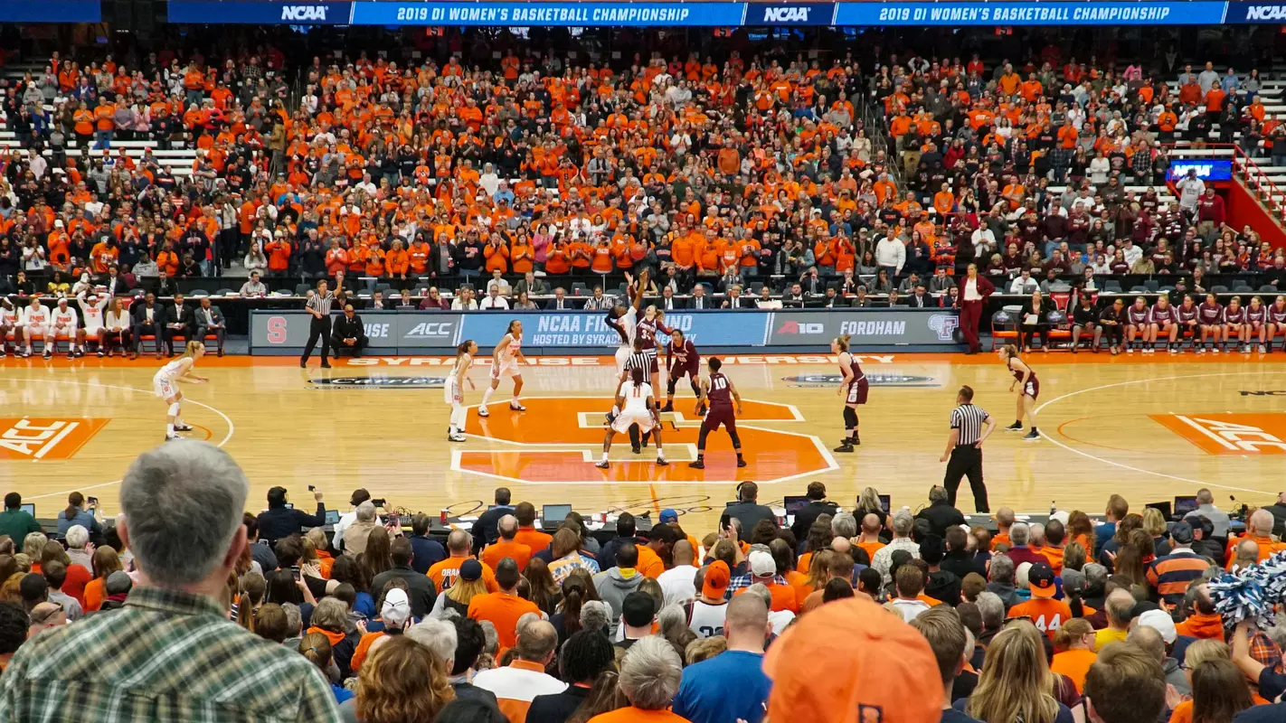 crowd NCAA
