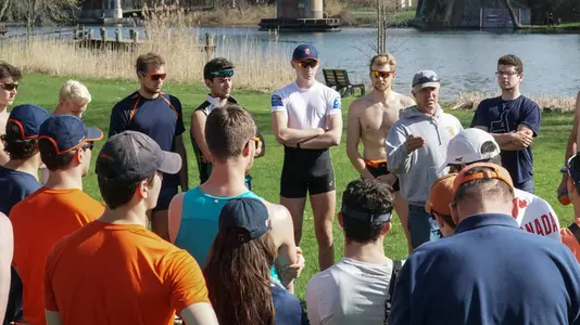 Dave R talking to team