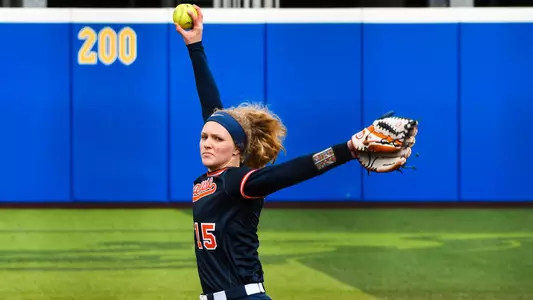 Kaia Oliver vs. Pitt