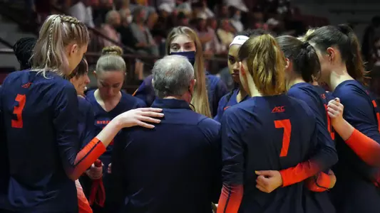 Team Huddle vs. Miss St