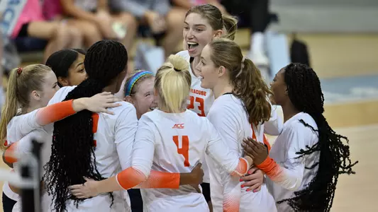 University of North Carolina Volleyball v Syracuse Carmichael Arena Chapel Hill, NC Sunday, October 16, 2022