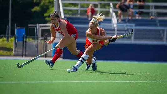 Charlotte de Vries Drives a Shot at Sacred Heart