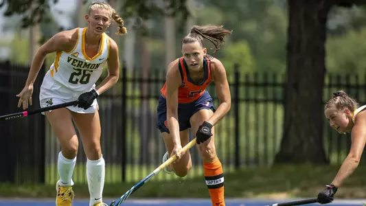 Quirine Comans Moves through Vermont's defense