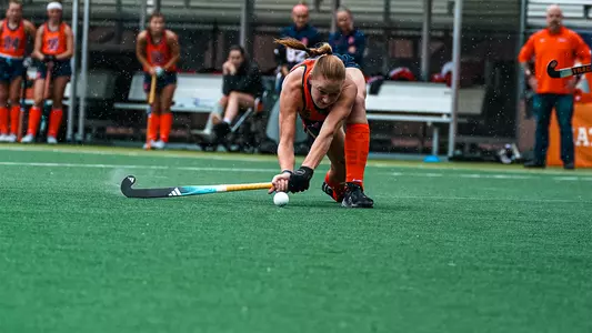 Eefke van den Nieuwenhof Sweep against UConn