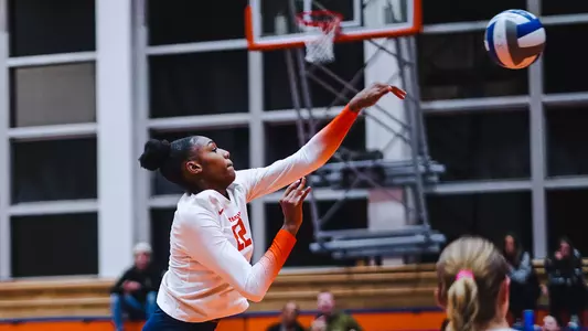 2023 Volleyball Raina Hughes Hitting Against Florida State