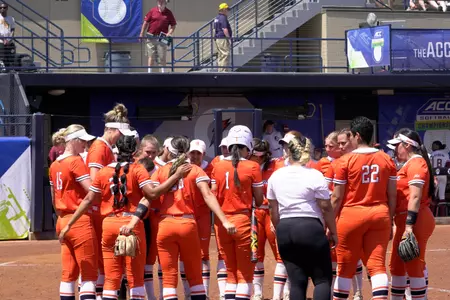 Team Huddle against Florida State at the 2023 ACC Quarterfinals