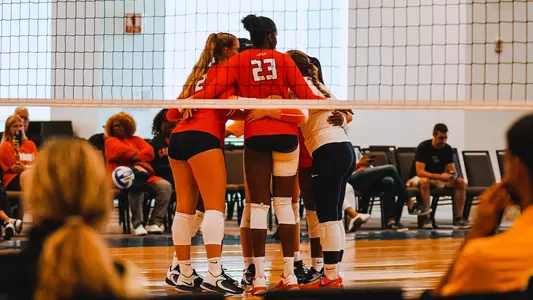 Volleyball vs. UCF at UAlbany Invitational. Player Huddle