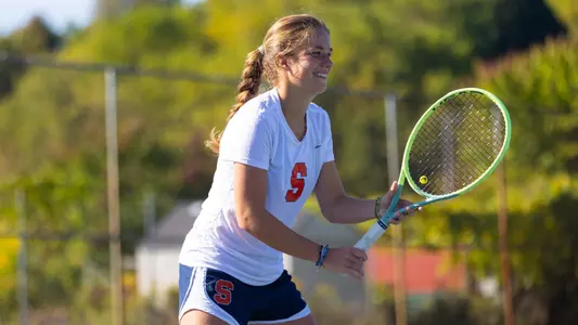 Constance Levivier forehand grip