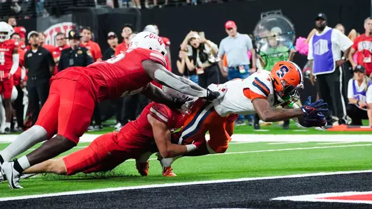 Clutch Orange Offense Continues in Ranked Road Win Image