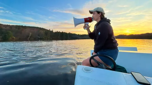 Merritt Denham coaching at Dartmouth