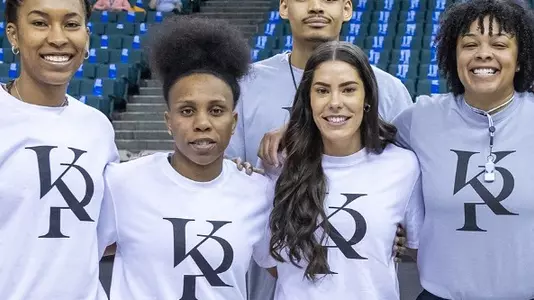 Dyaisha Fair and Kelsey Plum