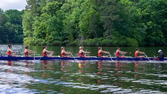 2V8 at ACC Championhship practice