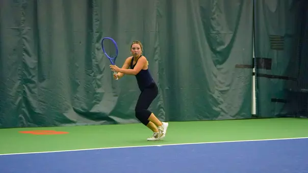 Nelly Knezkova at Practice inside Drumlins