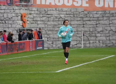 Tomas Hut Action Shot 2025