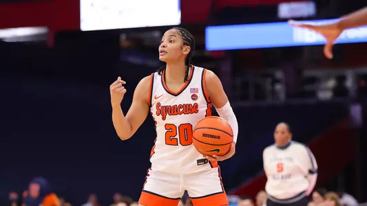 WBB vs. Auburn Action Shot Dominique Darius