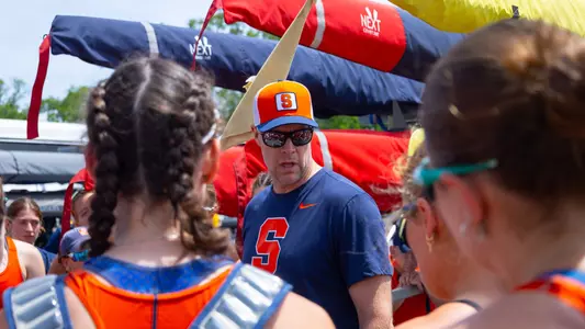 Luke McGee talking to Cuse team