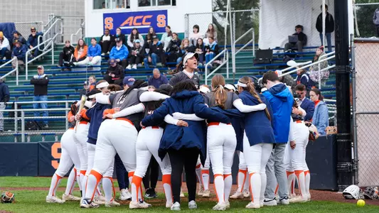 Syracuse Places 11 On All-ACC Softball Academic Team Image