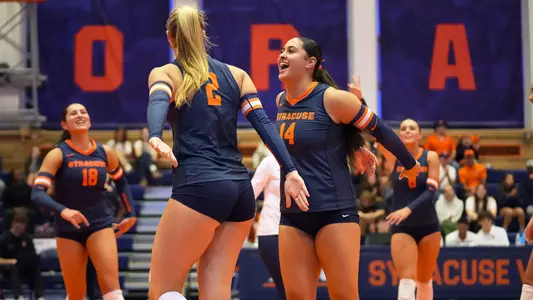 Syracuse defeated Siena, 3-0.