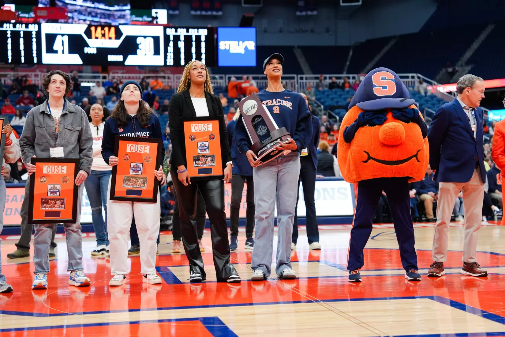 WBB Alumni and Final Four Team