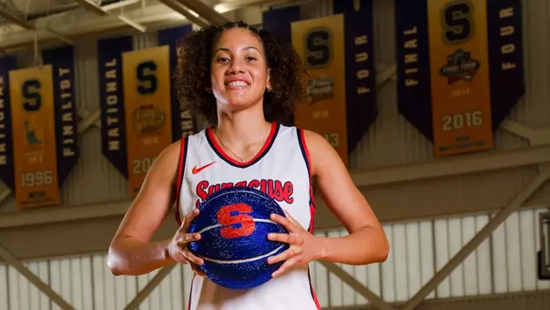 Emely Rodriguez Commits to Cuse