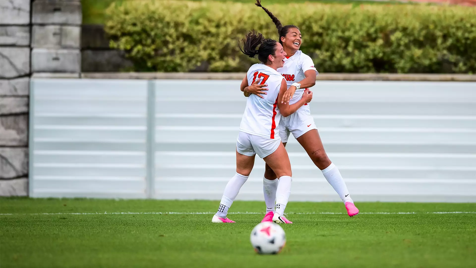 Syracuse women’s soccer cruises past Princeton behind three second-half goals Syracuse women’s soccer cruises past Princeton behind three second-half goals