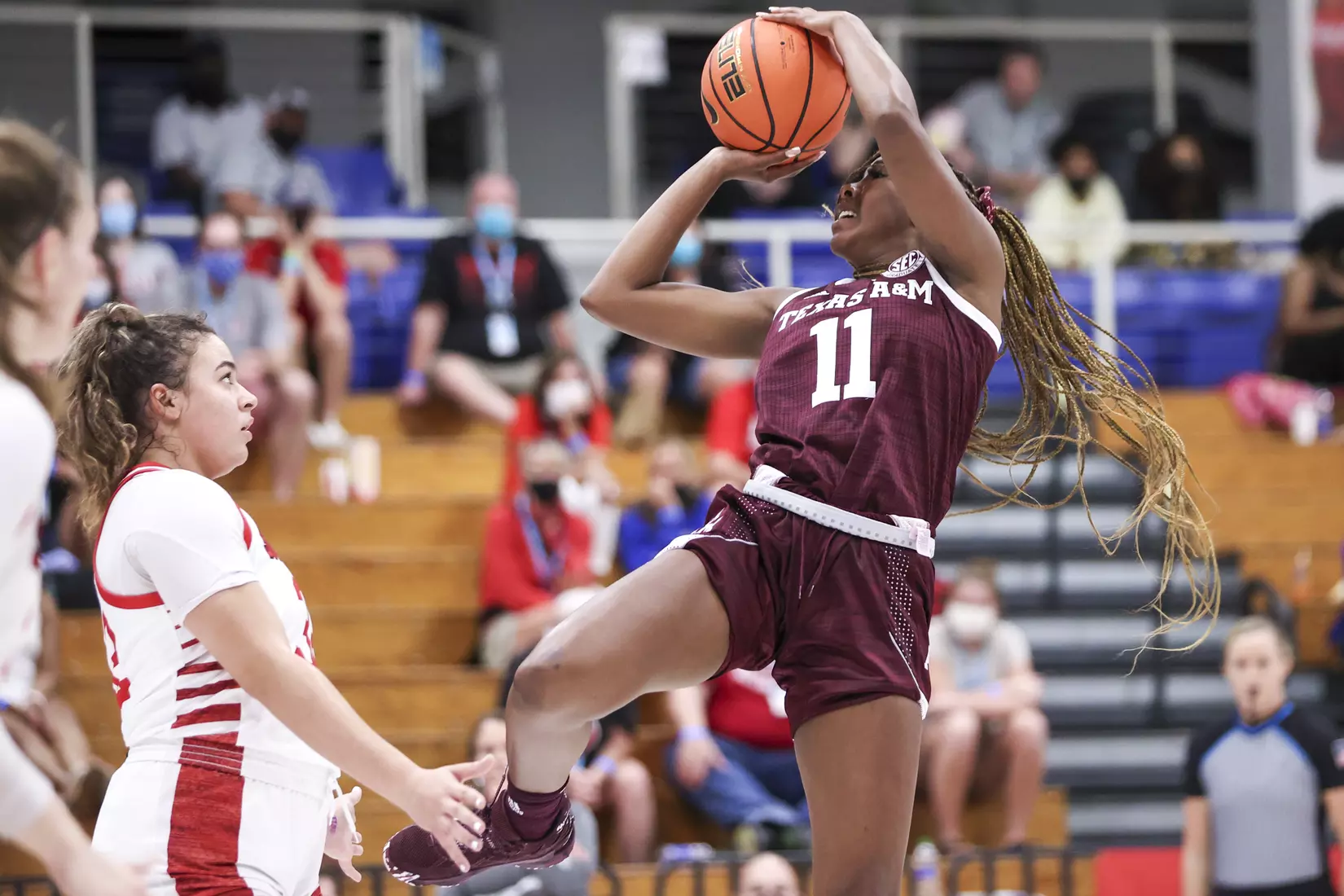 St. Thomas, U.S.V.I - November 26, 2021 - during the game between the South Dakota Coyotes and the Texas A&M Aggies in St. Thomas, U.S.V.I. Photo By Kate Luffman