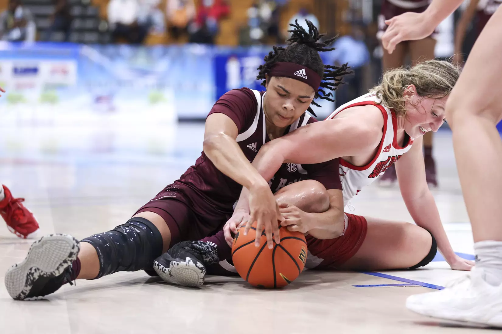 St. Thomas, U.S.V.I - November 26, 2021 - during the game between the South Dakota Coyotes and the Texas A&M Aggies in St. Thomas, U.S.V.I. Photo By Kate Luffman