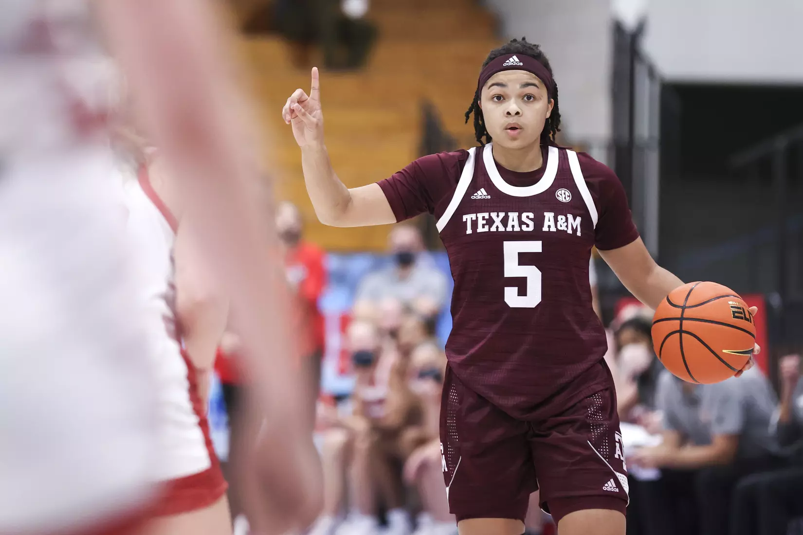 St. Thomas, U.S.V.I - November 26, 2021 - during the game between the South Dakota Coyotes and the Texas A&M Aggies in St. Thomas, U.S.V.I. Photo By Kate Luffman