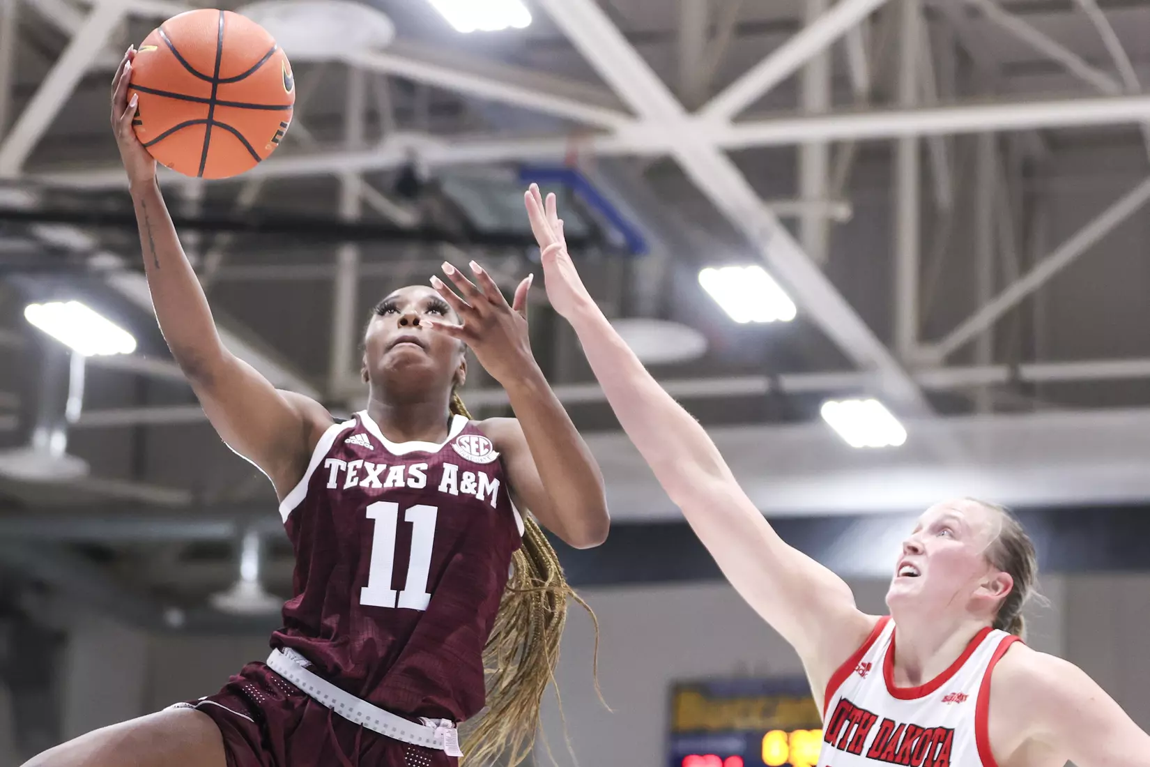 St. Thomas, U.S.V.I - November 26, 2021 - during the game between the South Dakota Coyotes and the Texas A&M Aggies in St. Thomas, U.S.V.I. Photo By Kate Luffman