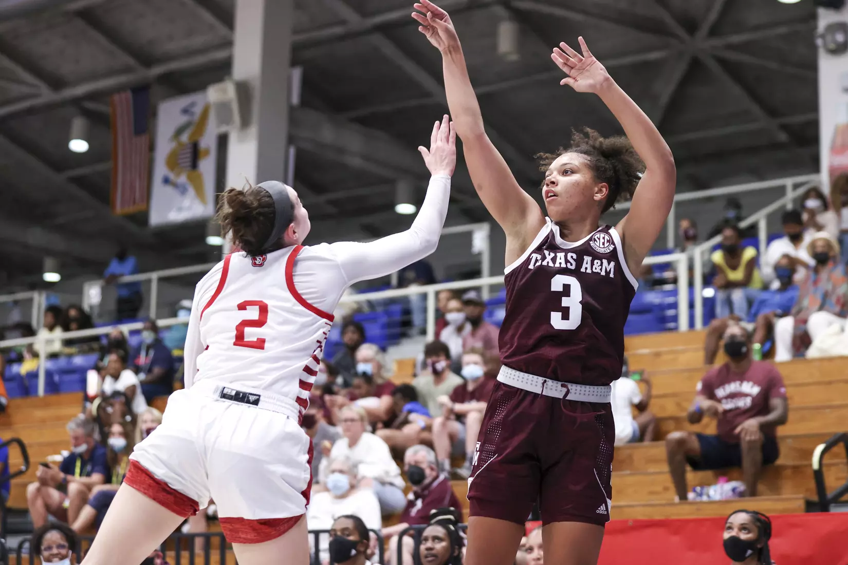 St. Thomas, U.S.V.I - November 26, 2021 - during the game between the South Dakota Coyotes and the Texas A&M Aggies in St. Thomas, U.S.V.I. Photo By Kate Luffman
