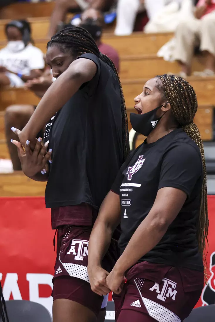 St. Thomas, U.S.V.I - November 26, 2021 - during the game between the South Dakota Coyotes and the Texas A&M Aggies in St. Thomas, U.S.V.I. Photo By Kate Luffman