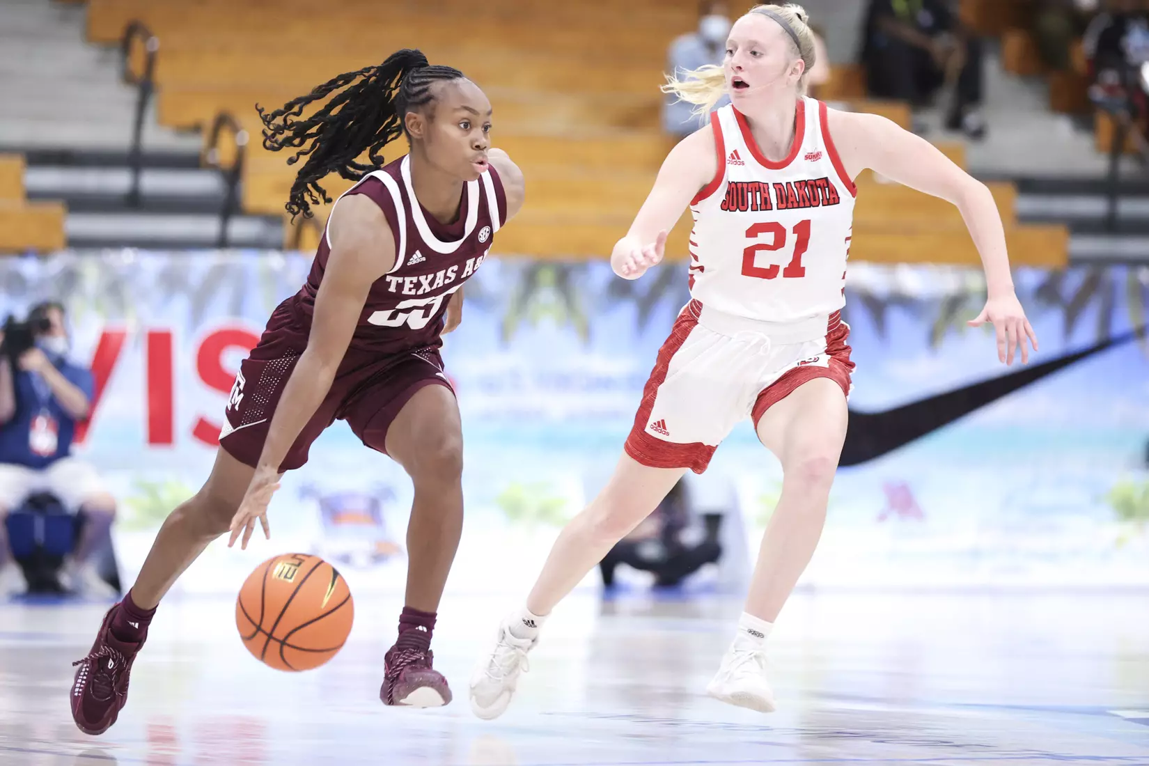 St. Thomas, U.S.V.I - November 26, 2021 - during the game between the South Dakota Coyotes and the Texas A&M Aggies in St. Thomas, U.S.V.I. Photo By Kate Luffman