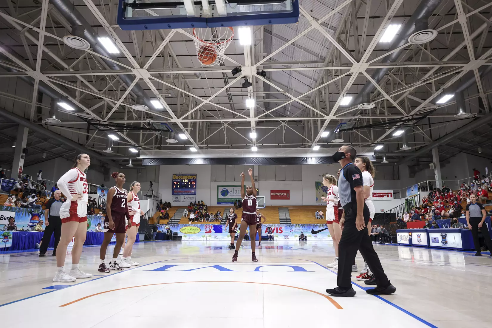 St. Thomas, U.S.V.I - November 26, 2021 - during the game between the South Dakota Coyotes and the Texas A&M Aggies in St. Thomas, U.S.V.I. Photo By Kate Luffman