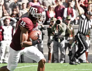 Aggies Fall to No. 6 Sooners, 41-25